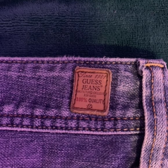 Guess denim shorts. - Picture 3 of 4